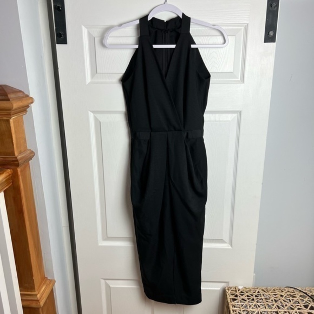 ASM ANNA Cross Front V-Neck Midi Dress‎